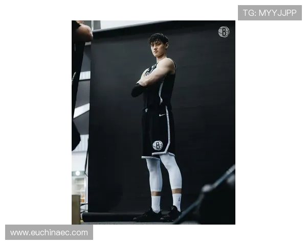 曾凡博正式签约布鲁克林网队开启NBA新征程助力球队未来发展